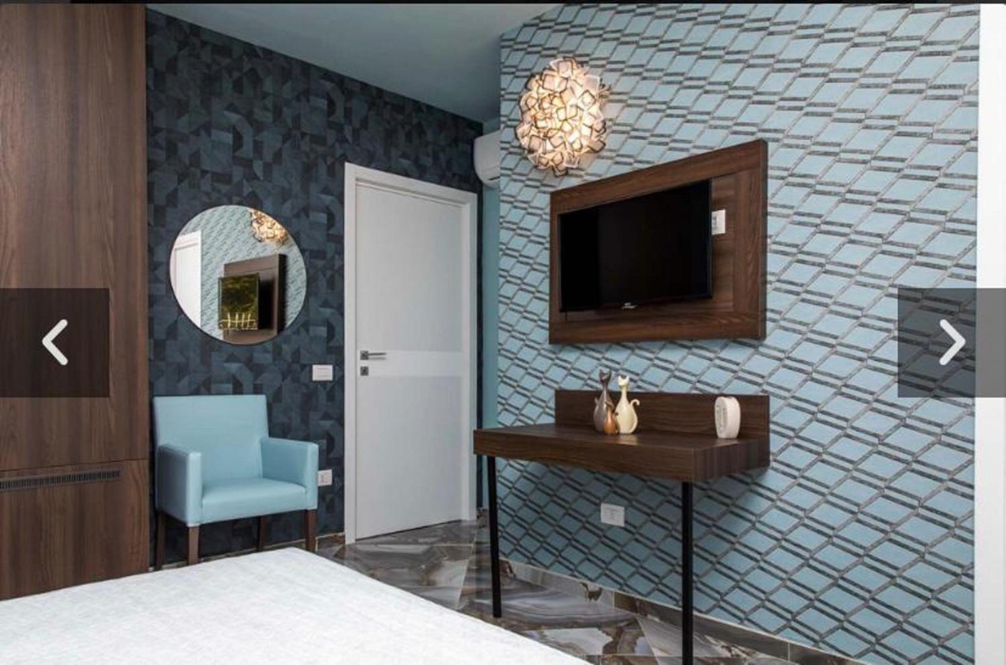 4Essences Boutique Rooms 마라테아 외부 사진